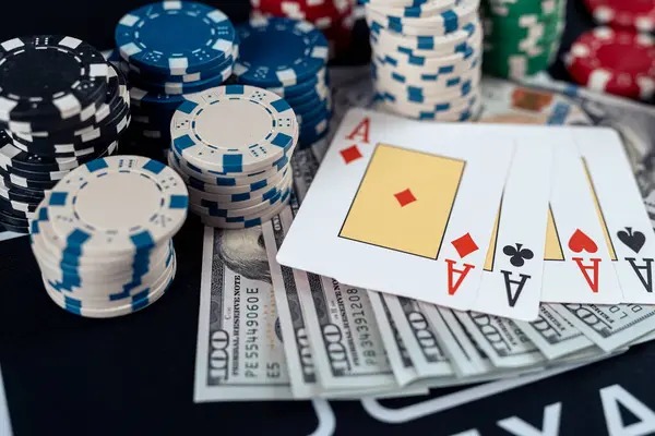 domino 4d featured game showcase